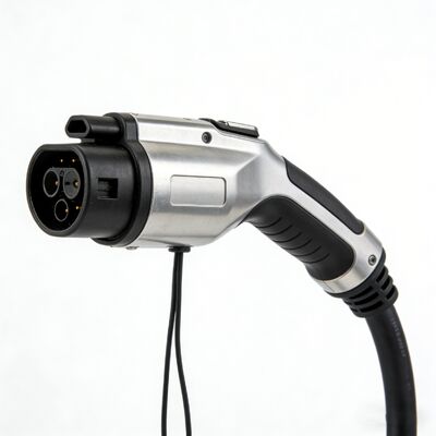 CCS2 European EV Plug Combo 2 DC Connector with 500 A / 350 KW Charging &10,000+ Mating Cycles